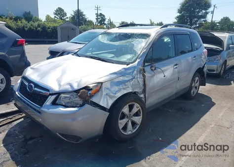 2015 Subaru Forester 2.5I Premium z USA, uszkodzony, nr VIN JF2SJADC0FH836936